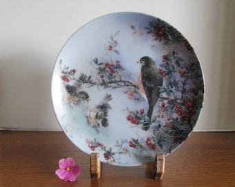 Vintage China Robin Family Collectible Plate By Artist Lena Liu  1991