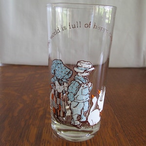 Vintage Holly Hobbie Drinking Glass  12 oz  American Greetings 1978