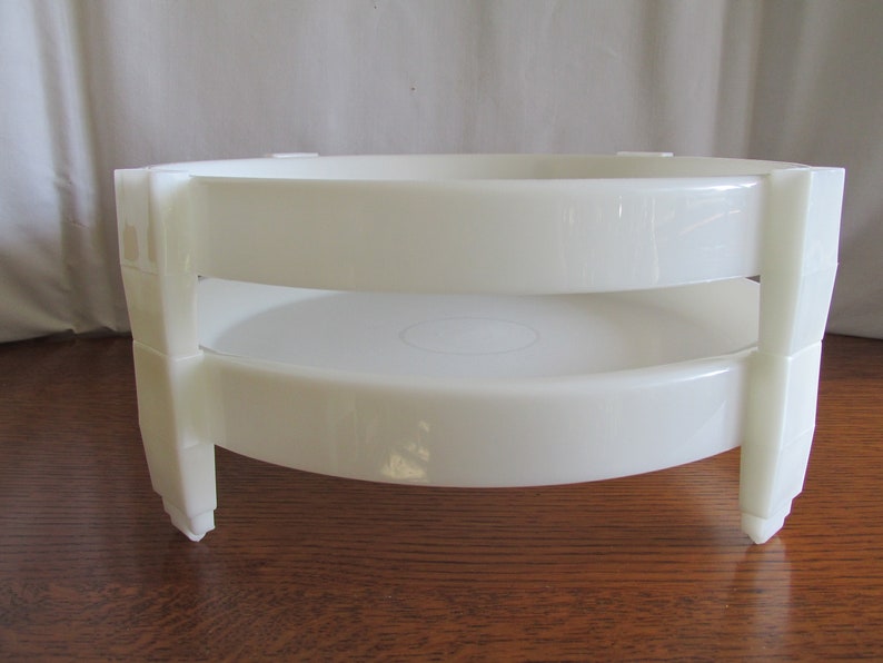 Vintage Pair Tupperware Divide A Rack Tupperware Pie Stackers