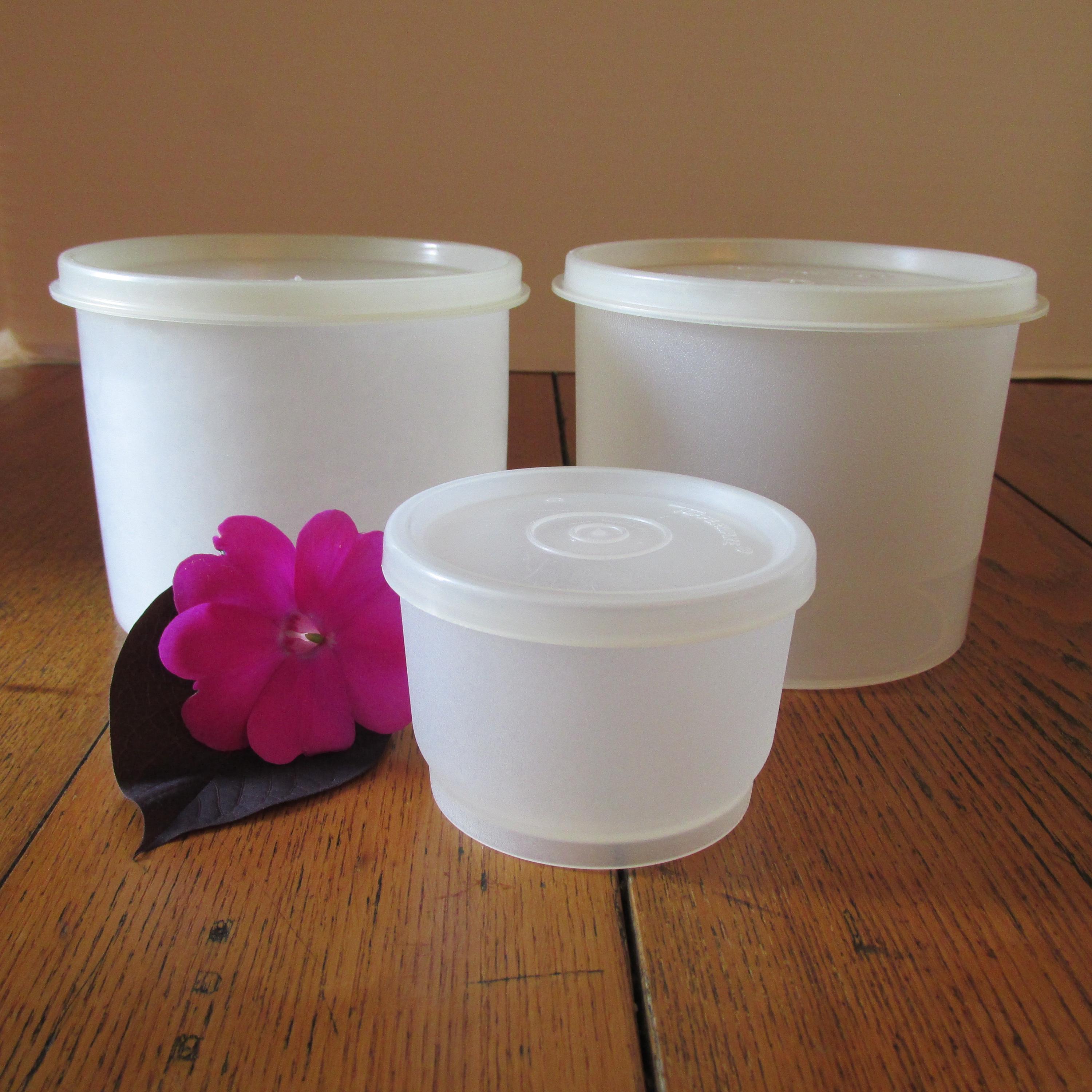 Vintage Set 3 Small Round Tupperware Containers  No 260 & 1229