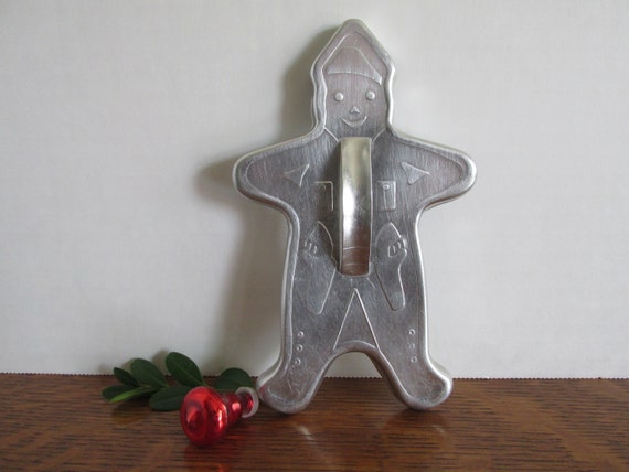 Large metal sale christmas cookie cutters