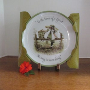 Vintage Holly Hobbie Friendship Plate & Plate Holder  American Greetings Corp Made in Japan 1971