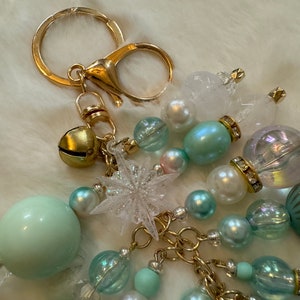 Cadena gruesa navideña, llavero con cuentas navideñas, colgante navideño para bolso, Navidad pastel, llavero de país de las maravillas invernal, dije para bolso