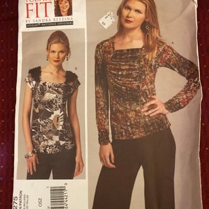 Vogue sewing pattern V1275 uncut all sizes included