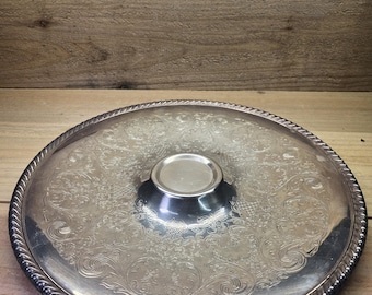 Vintage WM Rogers 866 Silverplate Floral Pedestal Cake Plate