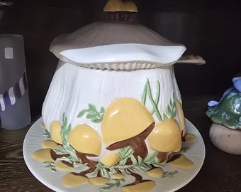 Vintage 70s Mushroom Ceramic Soup Tureen Set Lid Ladle Underplate Retro Kitchen