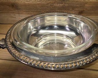 Vintage Pyrex 024 2QT Clear Casserole + Silverplate Rope Rim Holder Set