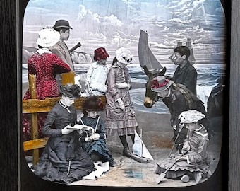 Impresión fotográfica: Familia victoriana en la playa, década de 1890