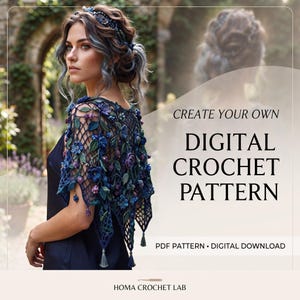 Op de afbeelding: Een digitaal haakpatroon met een donkerblauwe sjaal versierd met driedimensionale bloem- en bladmotieven. De tekst luidt: CREATE YOUR OWN DIGITAL CROCHET PATTERN, PDF PATTERN • DIGITAL DOWNLOAD en HOMA CROCHET LAB.