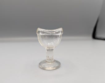 Vintage clear Glass Eyewash Cup, Collectible Medical Equipment
