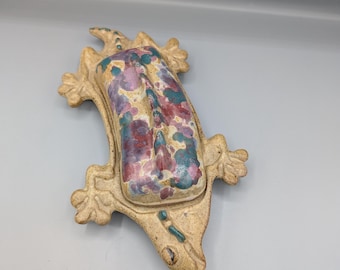 Weird abstract art pottery lizard butter dish trinket dish