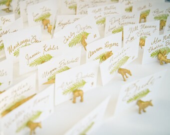 Favor and placecard in one - Save money - Winter Wedding Your choice animal magnet holders wedding