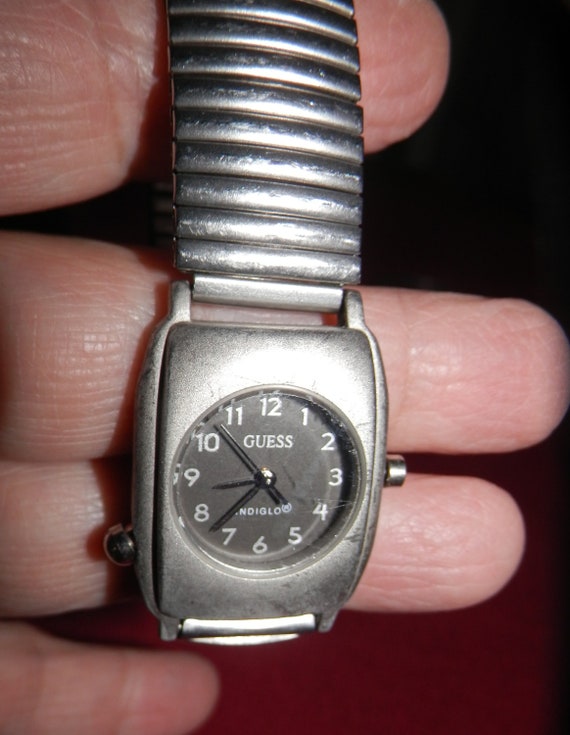Lady's watch - image 3