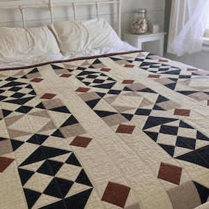 Heirloom Strippy Quilt Pattern PDF, Black Easy Beginner Patchwork, Full Queen King, Pillow Covers