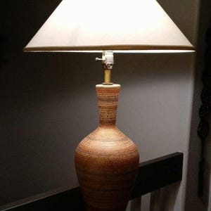 Pottery Vase Table Lamp in soft Clay Colors Beautiful Vintage Table Lamp
