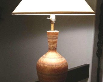 Pottery Vase Table Lamp in soft Clay Colors Beautiful Vintage Table Lamp