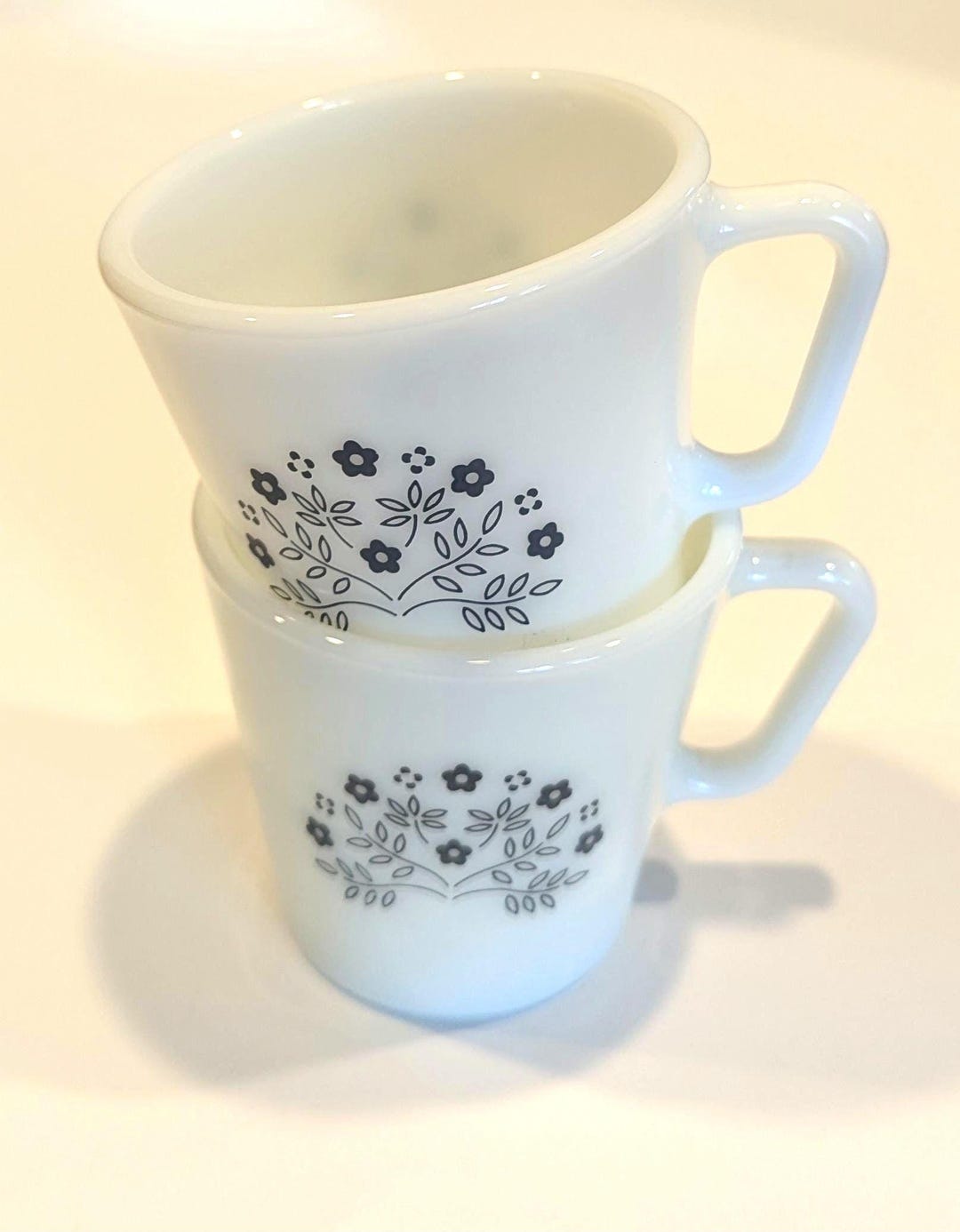 Pyrex Mugs Coffee Mugs Pyrex Summer Impressions Blue Daisy Milk Glass - Etsy
