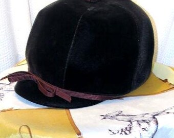 Brown Velvet Hat in Soft Velvet Styled Hat Made to Look Like  display picture 3
