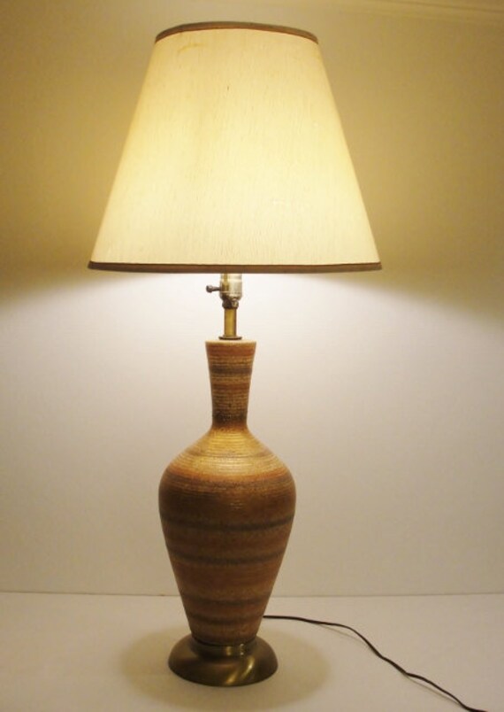 Pottery Vase Table Lamp in soft Clay Pottery Vase Table Lamp in soft Clay