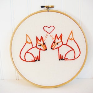 fox in love hand embroidery pattern