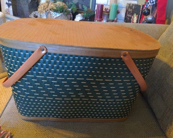 Vintage Woven Green Picnic Basket with metal handles farmhouse decor