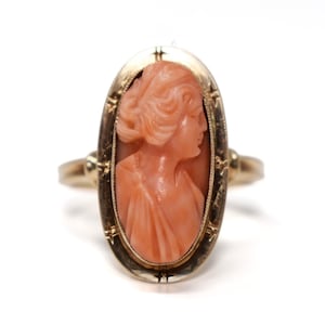 Antiker viktorianischer Korallen-Kamee-Ring, 10-karätiges Gold, hochreliefierte Korallenschnitzerei, Porträtring mit Engelshaut-Lachskoralle, Kamee-Ring aus einem Nachlass, Größe 7,5