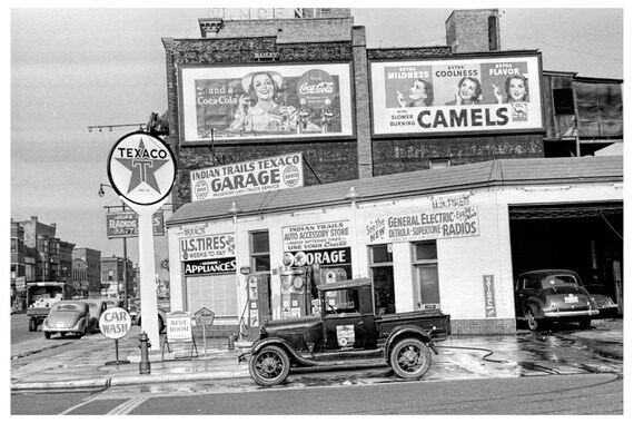 Photograph Vintage Benton Harbor Michigan 1940 Texaco Gas Station 8x10