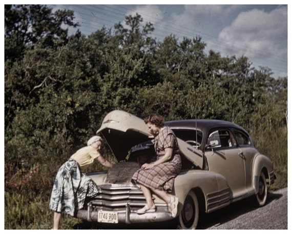 Female Roadside Mechanics In The 50s Original Vintage Photo Etsy female-roadside-mechanics-in-the-50s-original-vintage-photo-etsy
