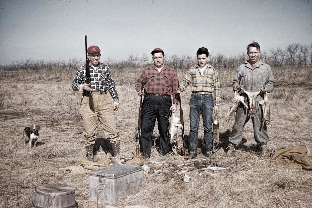 希少品　Herley Weir ハーレーウィアー　ポスターブックレット Vintage Hunting Rabbit Photo Plaid With Shotguns, Beagle, Country