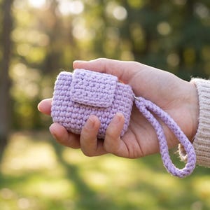 Beginner Crochet AirPods Case Pouch Pattern, Mini Earbud Holder (PDF)