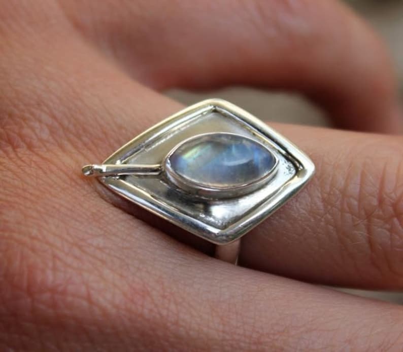 Silver ring ethnic jewelry chic moonstone Shantilight