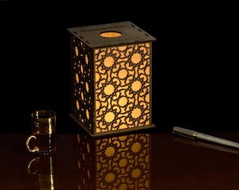 Islamic Geometric Wood Lantern – Mustansiriya Madrasah Pattern, Baghdad (AD 1227) 6" Tall