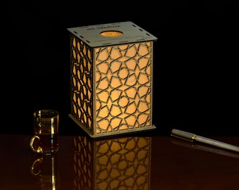 Islamic Geometric Wood Lantern – Ak Medrese Pattern, Turkiye (AD 1404) 6" Tall