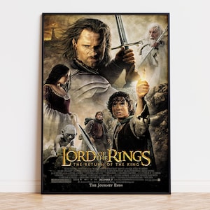 Puede incluir: Un póster de película de El Señor de los Anillos: El Retorno del Rey que presenta una gran figura central sosteniendo una espada, una luz brillante sostenida por un personaje en primer plano y varios otros personajes, incluyendo una criatura y un mago.