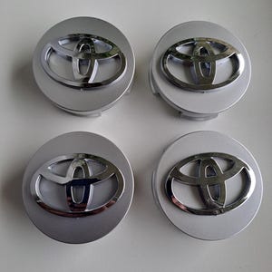 4 st Toyota-centrumkåpor 62 mm