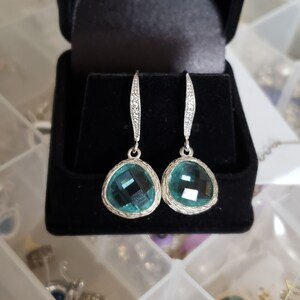 blue stone crystal silver earrings,dangle drop blue earrings,bridal earrings, wedding earrings,wedding gift,stone earrings