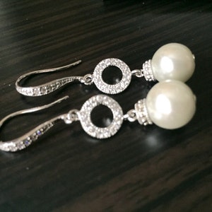 pearl earrings,bridal CZ tear drop pearl earrings,wedding earrings,wedding earrings,dangling bridesmaid earrings,long drop earrings cz