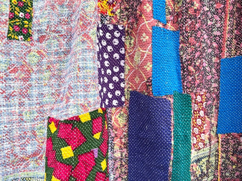 courtepointe kantha, courtepointe kantha vintage, kantha, jeté kantha, couverture, courtepointe indienne, courtepointe, literie bohème chic, édredon, couvertures image 5