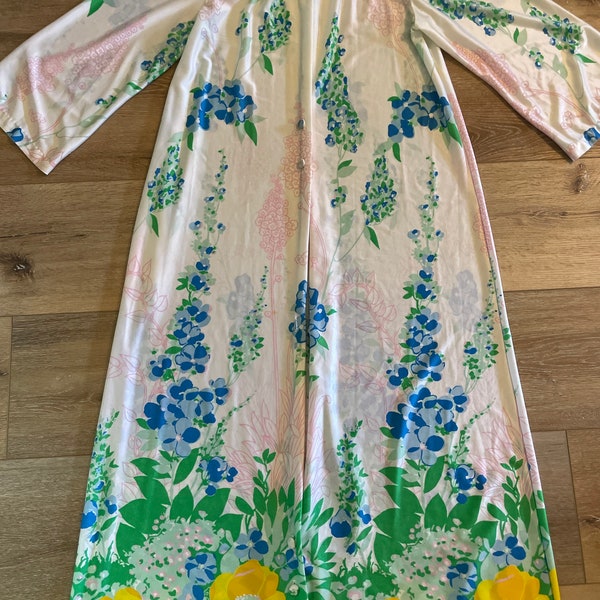 Sears Vintage Robe/Nightgown Floral Flower Power