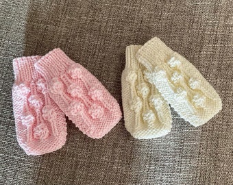 Baby mittens for newborn to 12 months, Bobble design baby mittens in pink and cream, ready in 2 days, handmade mittens.