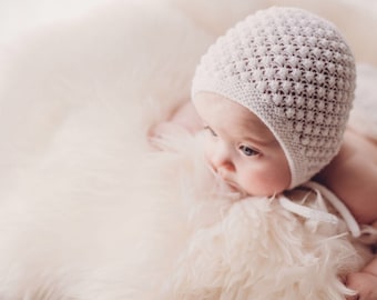 Baby Merino Wool Bonnet: Newborn bonnet