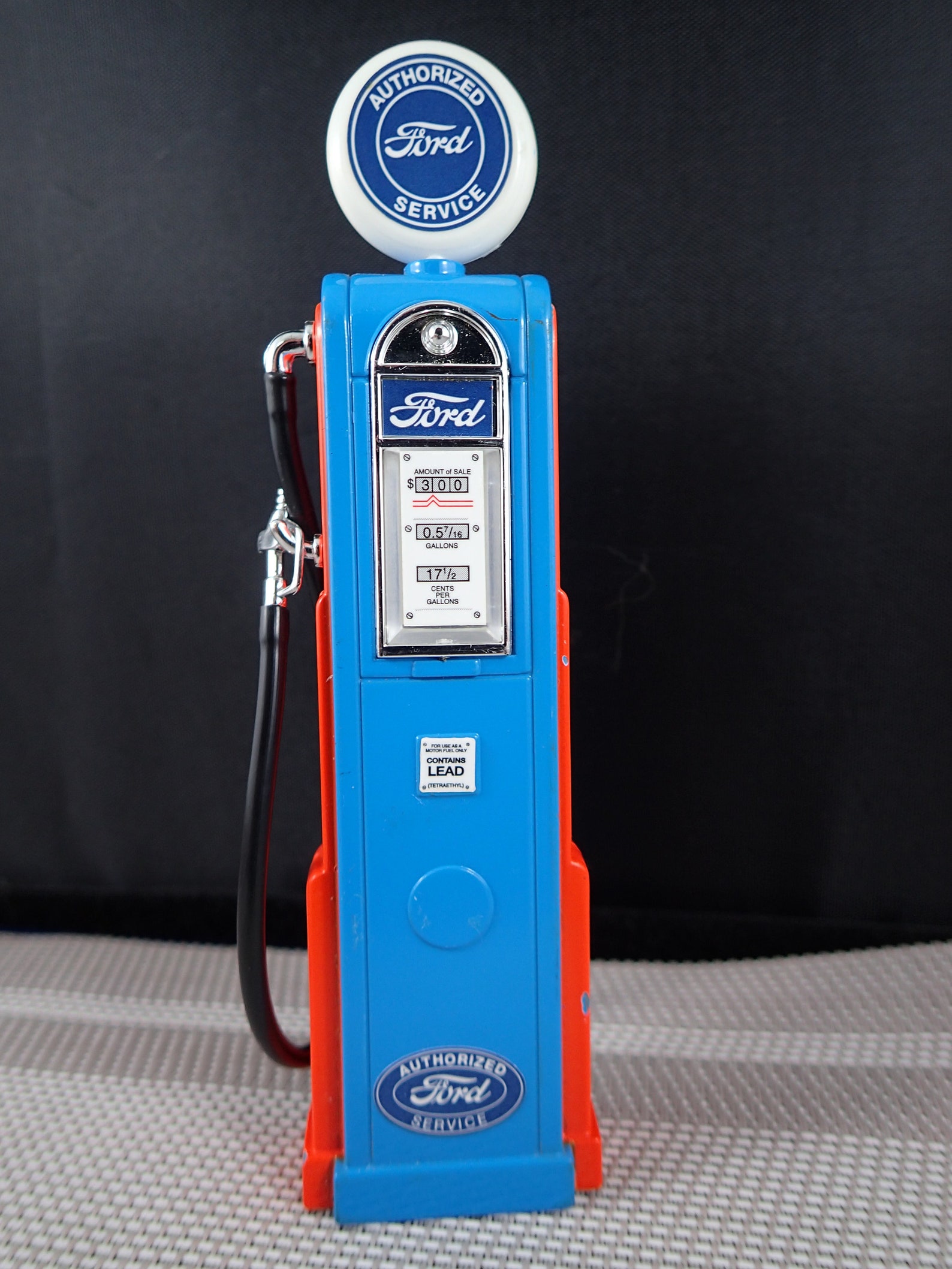 USED Vintage 1/18 Scale Diecast FORD Digital Gas Pump 98611 Etsy