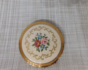 Vintage Powder Compact Petit Point Floral Embroidery, 1950s Beauty