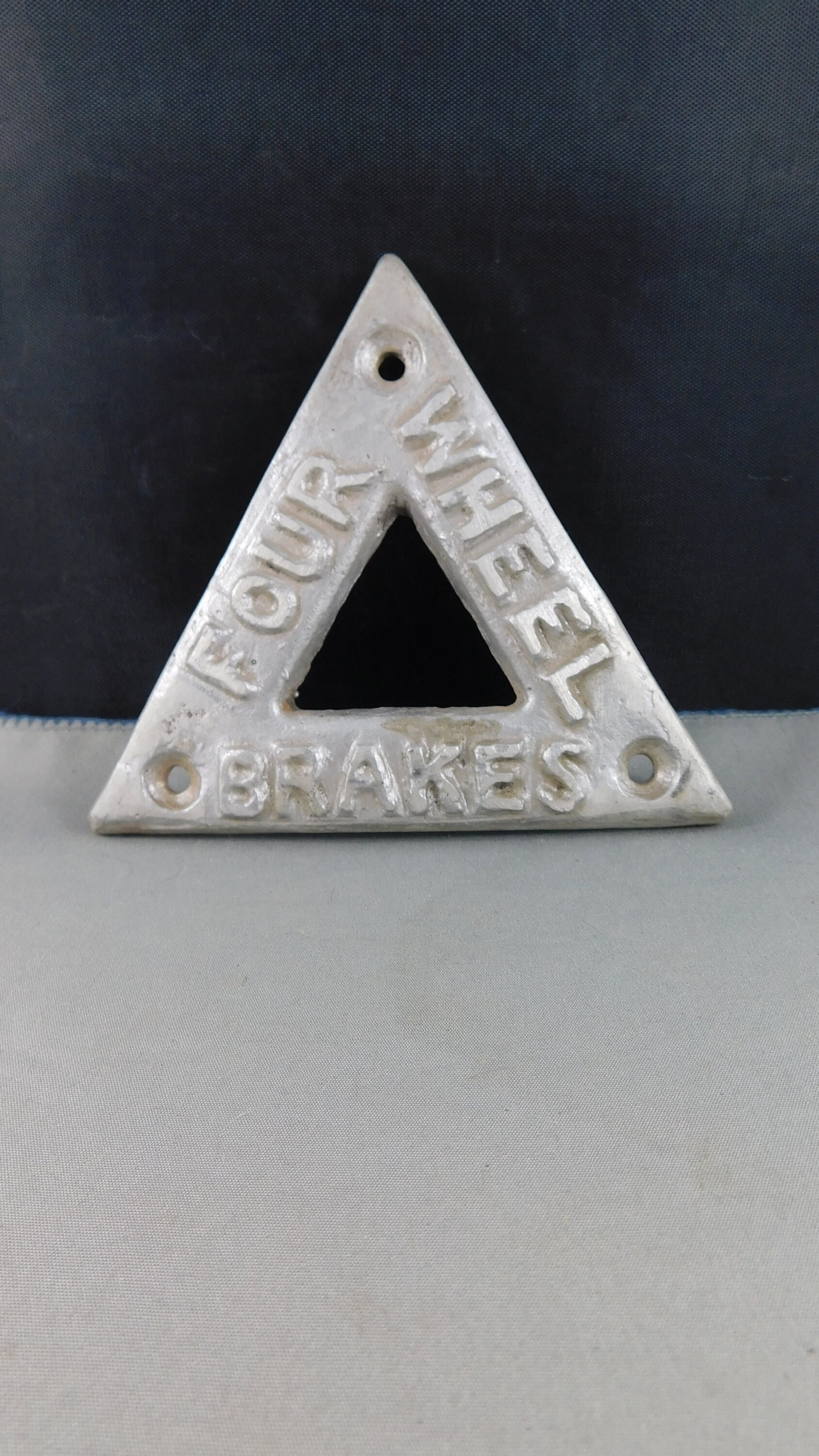 BRAKE PROBLEMS STOP HERE ヴィンテージメタルサイン il_fullxfull.4691696622_rpe8.jpg