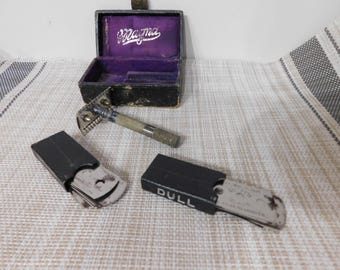 Vintage old safety razor w/case & blades