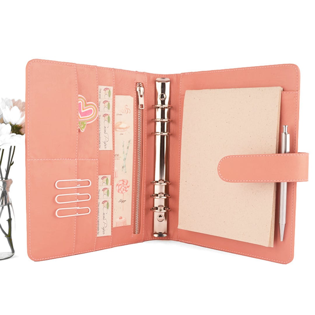 COACH A5 Leather Ring Binder Personal Planner 6 Ring, Lots of Pockets