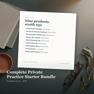 Può includere: Un documento quadrato bianco intitolato Complete Private Practice Starter Bundle che elenca nove prodotti, tra cui un gestore di pratica privata, un dashboard finanziario, un budget di avvio, un modello di business plan e un kit di onboarding.