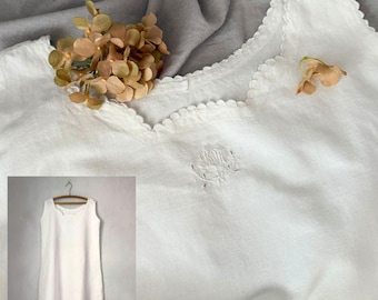 Camisón o vestido lencero antiguo de algodón grueso bordado de Italia con monograma RM Talla L