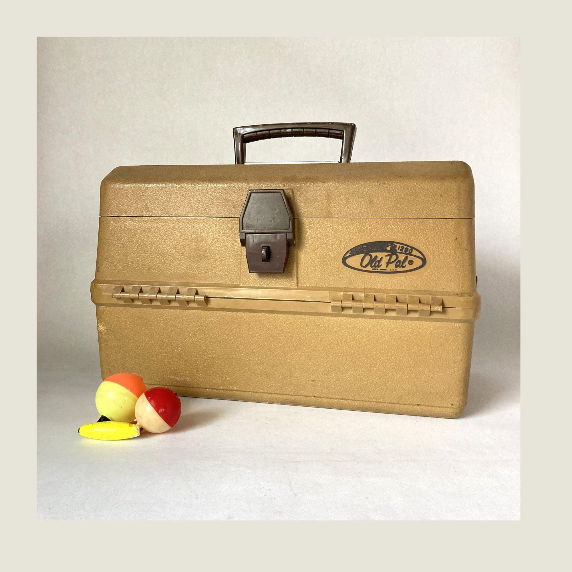 Vintage Old Pal Hard-shell Tackle Box Made in USA Includes Fishing