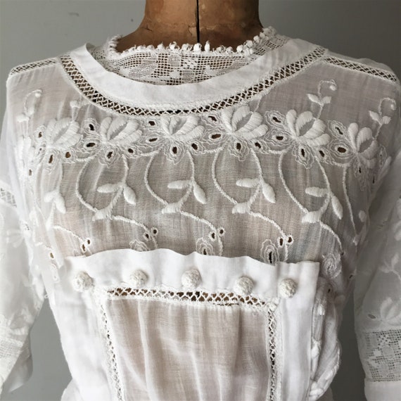 Edwardian Lingerie Dress With Eyelet Embroidery S… - image 7